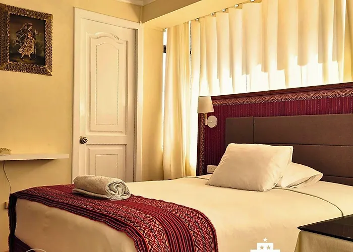 Hotel Salones Del Inca 2*