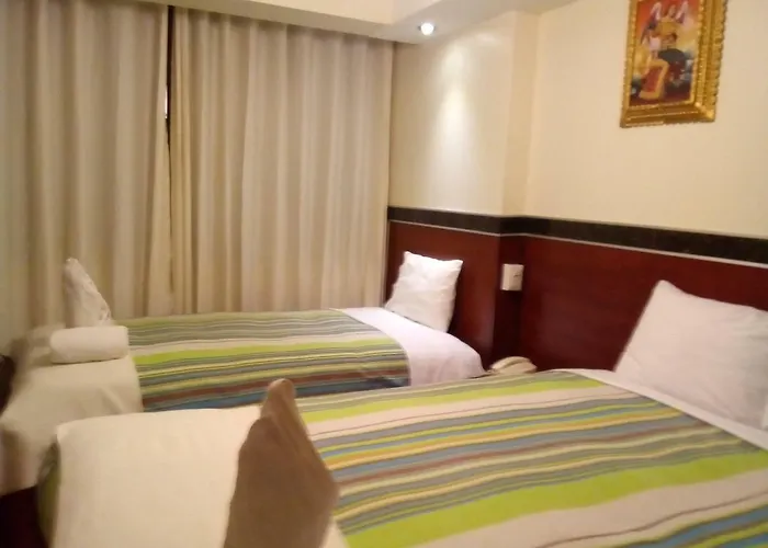 Salones Del Inca Hotel 2*